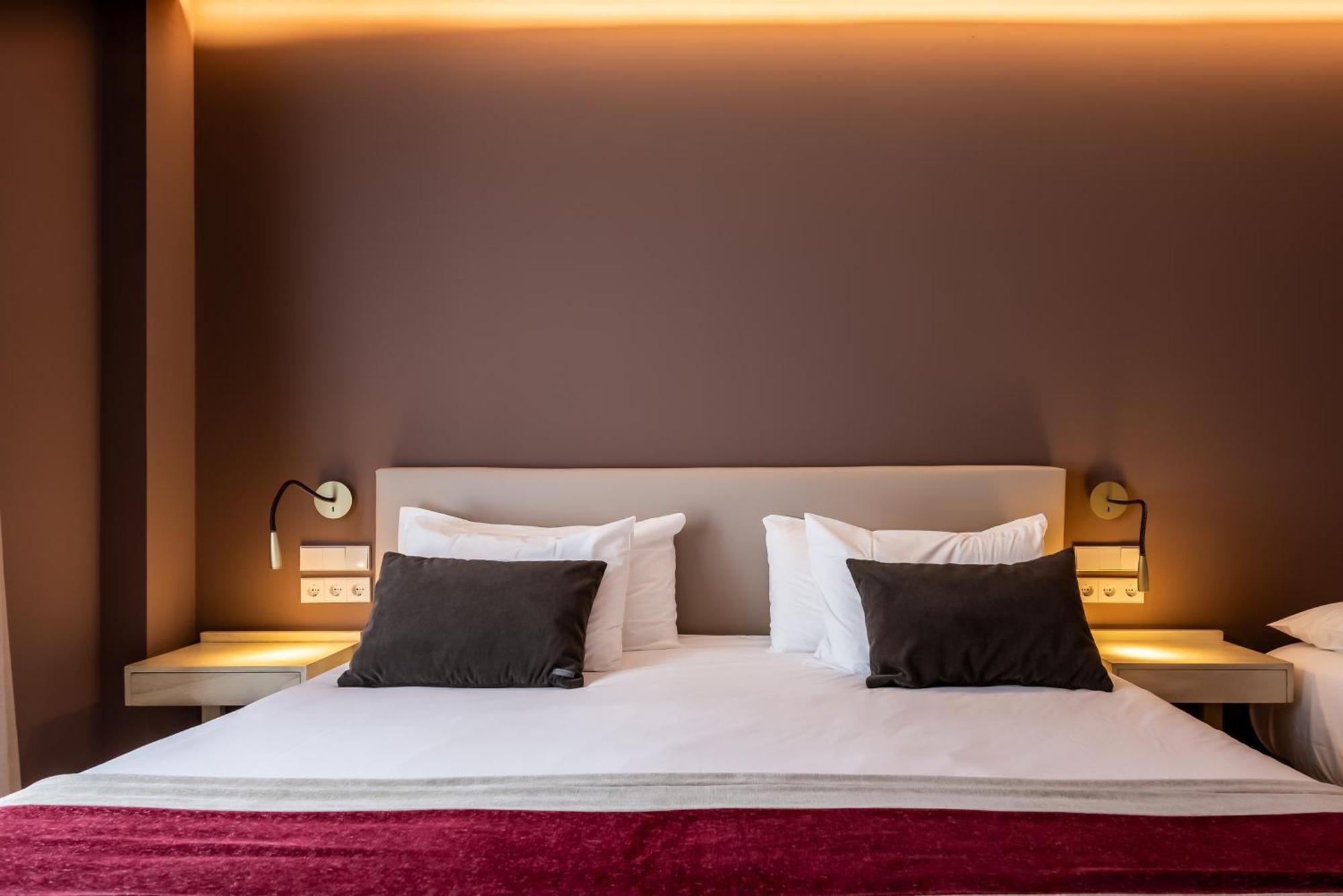 Silken Puerta De Irati Hotel Ochagavia Ngoại thất bức ảnh